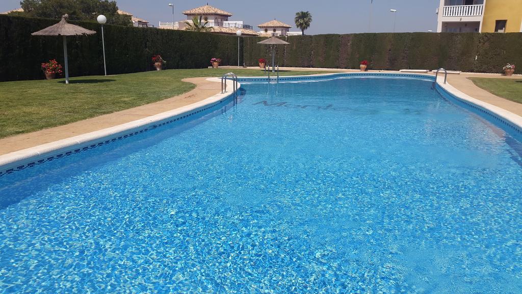 Apartamento Montegolf Con Terraza Privada Los Dolses Eksteriør billede