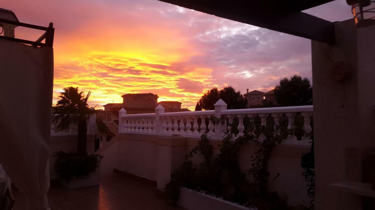 Apartamento Montegolf Con Terraza Privada Los Dolses Eksteriør billede